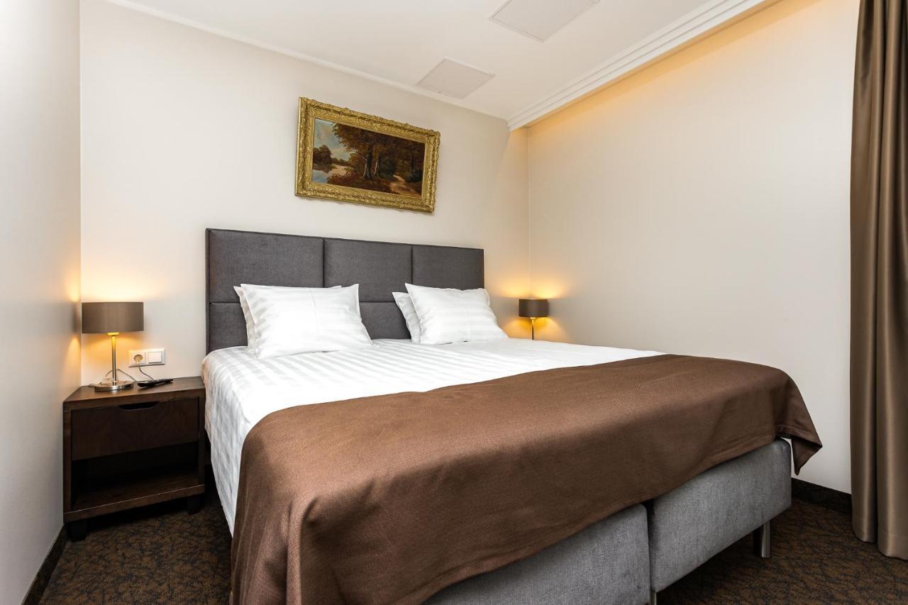 Adoryal Hotell Tallinn Exterior photo