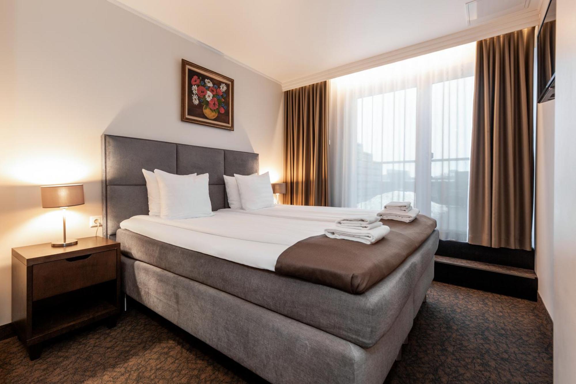 Adoryal Hotell Tallinn Exterior photo